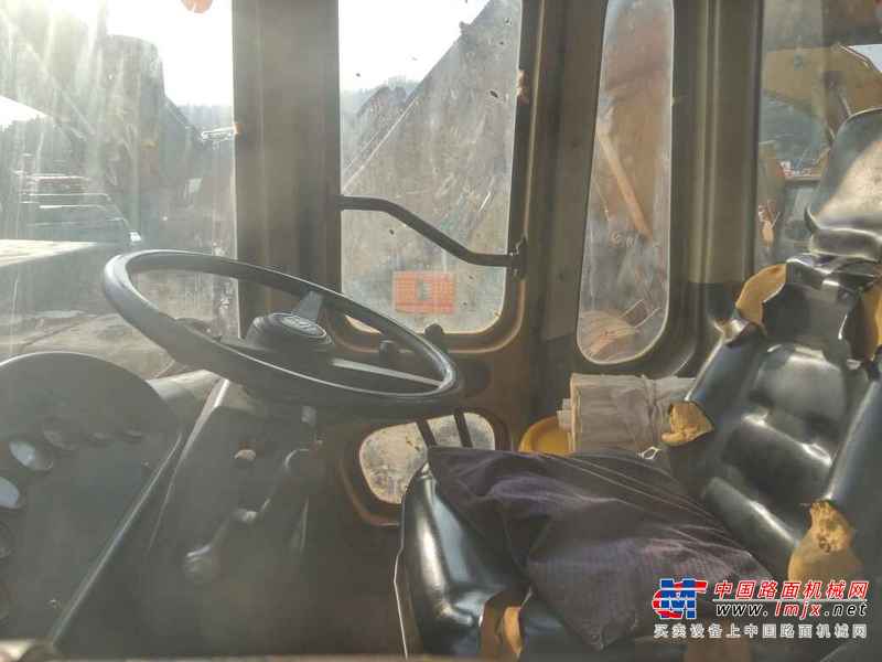 云南出售转让二手8000小时2008年龙工LG855装载机