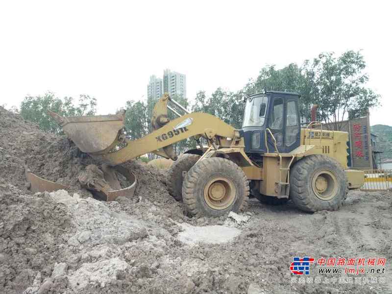 山西出售转让二手9000小时2007年厦工XG951L装载机