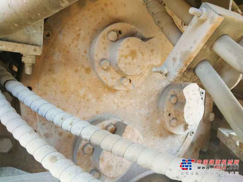陕西出售转让二手1028小时2014年龙工LG833G装载机