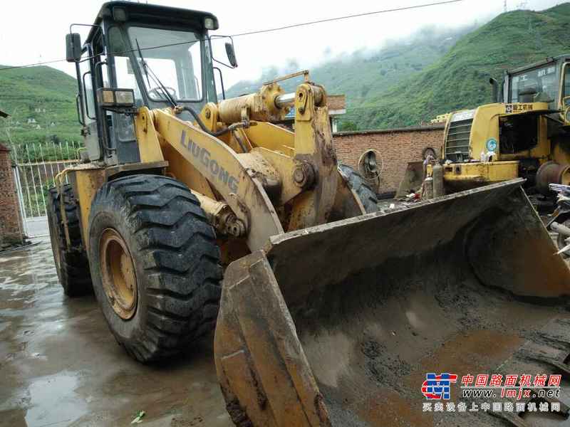 云南出售转让二手5000小时2011年柳工CLG855装载机