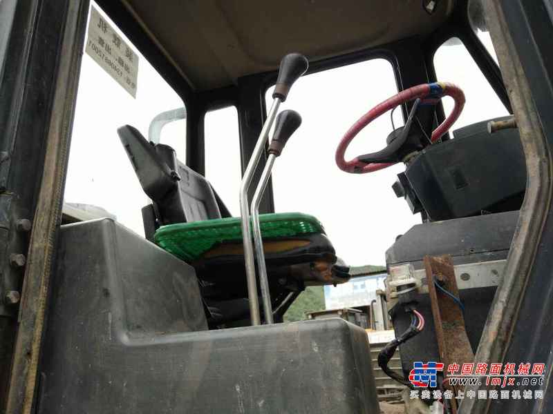 云南出售转让二手5000小时2011年柳工CLG855装载机