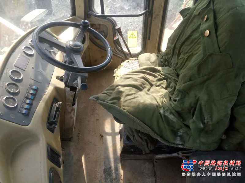 陕西出售转让二手8000小时2006年厦工XG953装载机