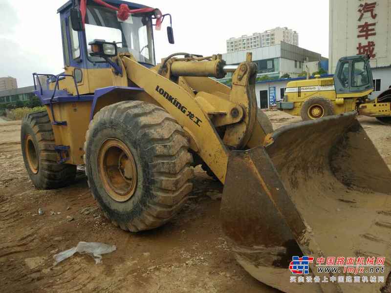 云南出售转让二手7600小时2008年龙工LG853装载机