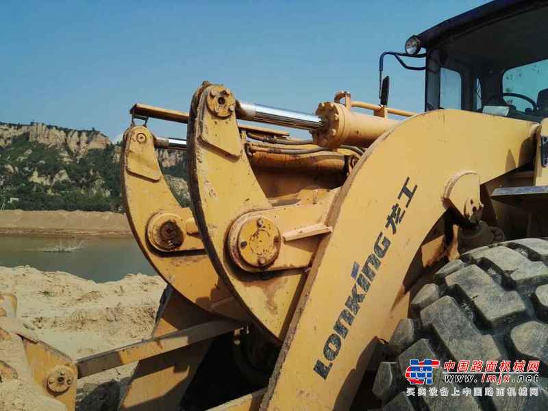 陕西出售转让二手5000小时2011年龙工LG850装载机