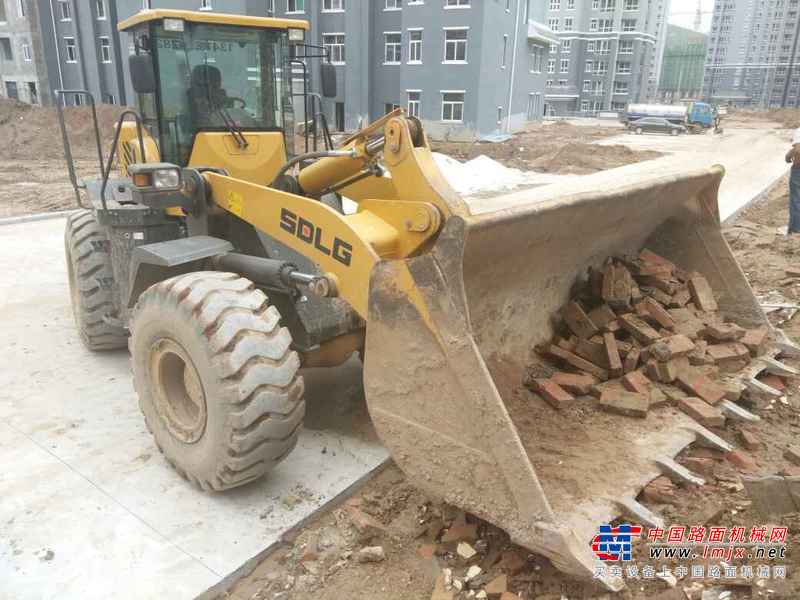 陕西出售转让二手3000小时2013年临工LG953L装载机