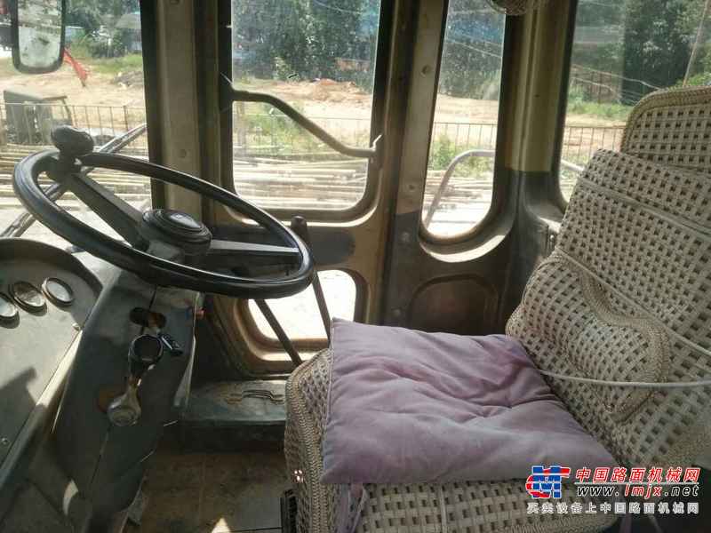 云南出售转让二手6500小时2005年龙工ZL50D装载机