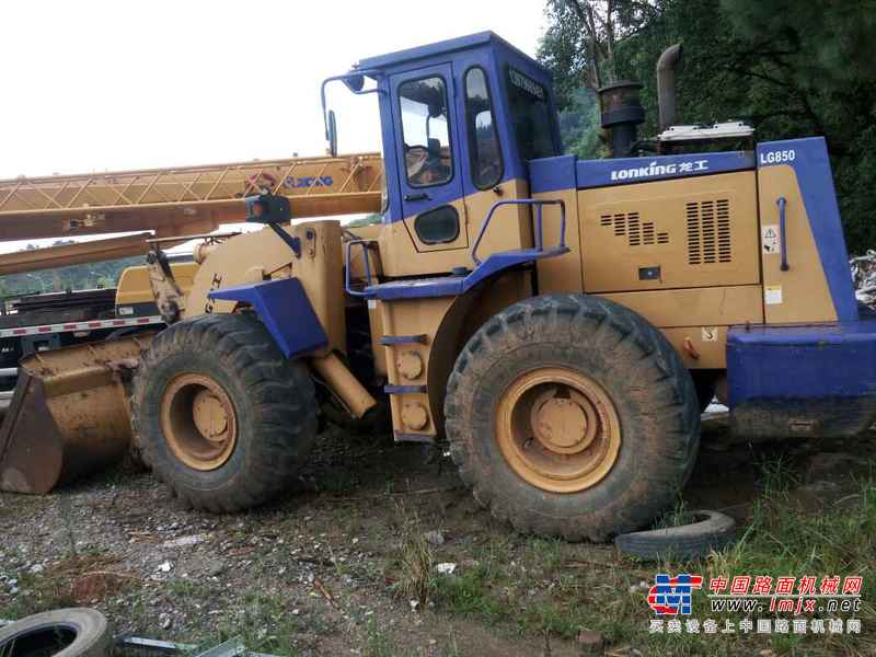 江西出售转让二手5800小时2011年龙工LG850装载机