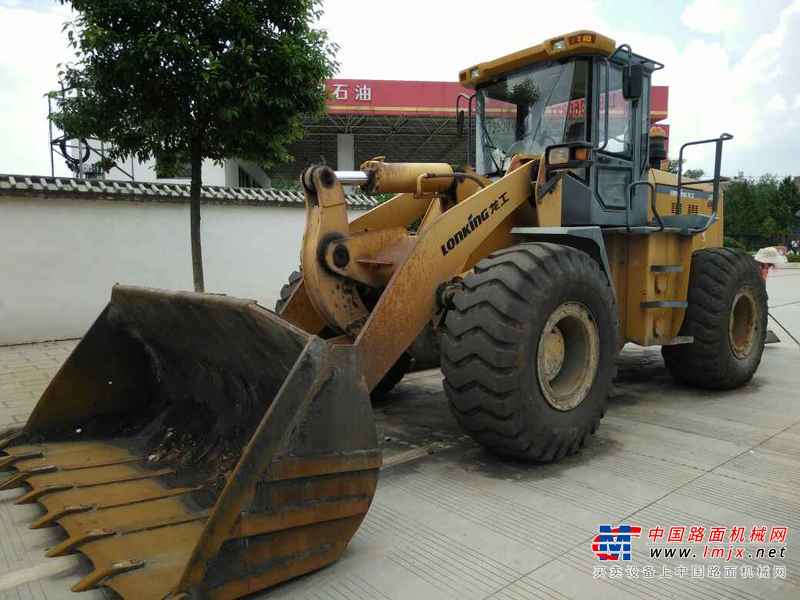 云南出售转让二手4300小时2011年龙工LG855B装载机