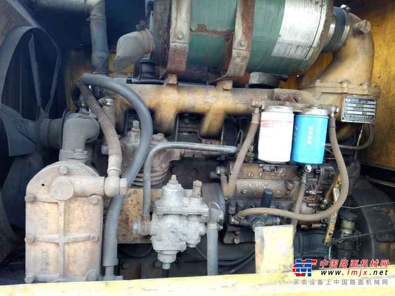 山西出售转让二手8000小时2005年徐工LW320F装载机