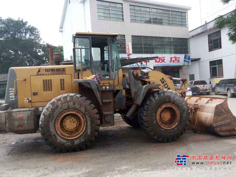 江西出售转让二手8000小时2011年临工LG952装载机