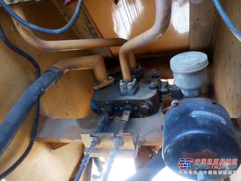 陕西出售转让二手700小时2015年龙工LG855D装载机