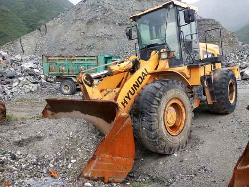 陕西出售转让二手3000小时2012年现代HL850K装载机