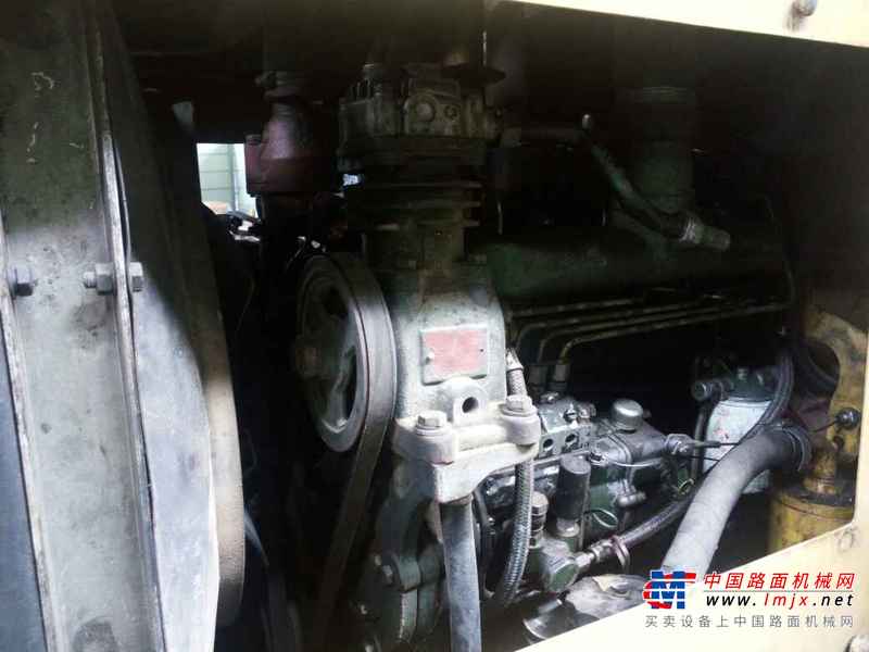 陕西出售转让二手2000小时2010年山工ZL16F装载机