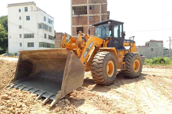 江西出售转让二手3900小时2013年晋工JGM757装载机