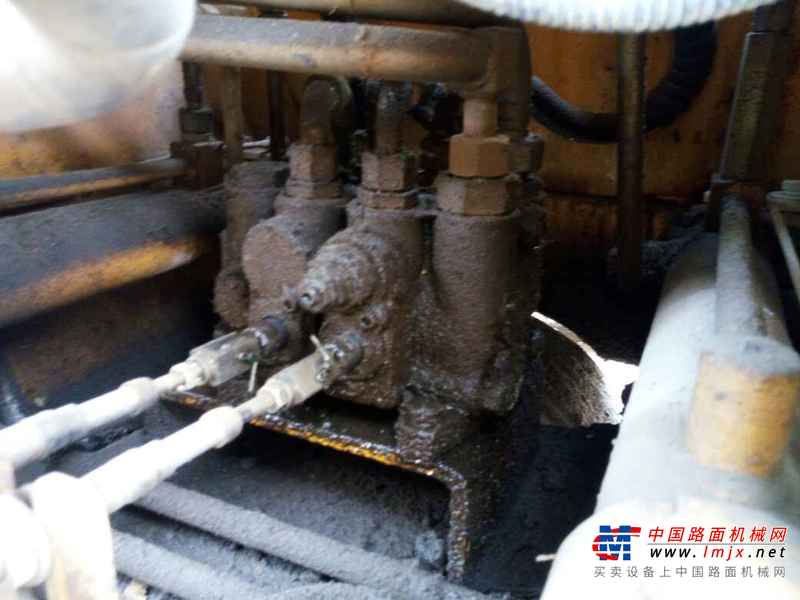 陕西出售转让二手4000小时2009年徐工LW16装载机