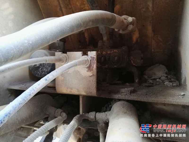 陕西出售转让二手5000小时2010年柳工CLG836装载机