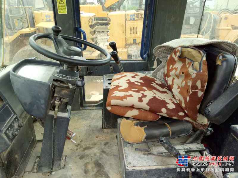 云南出售转让二手10470小时2007年柳工CLG855装载机