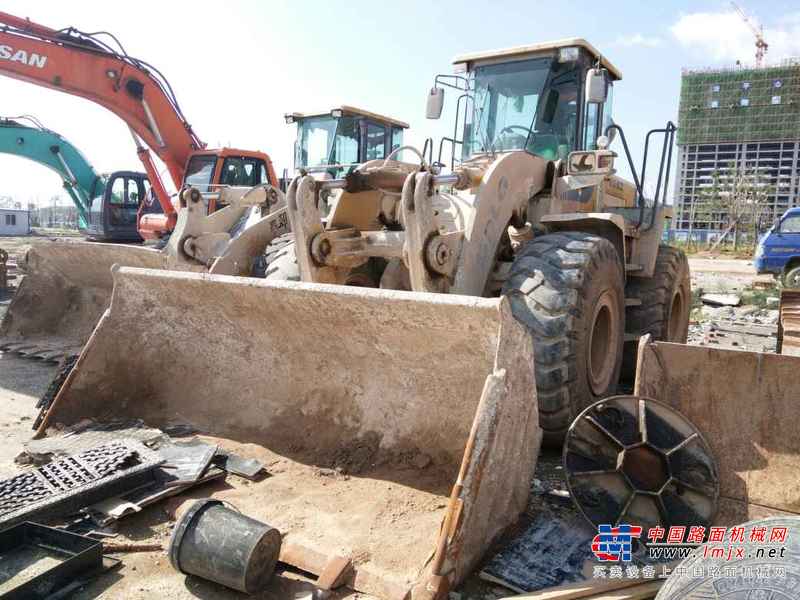 陕西出售转让二手5600小时2011年临工LG952装载机