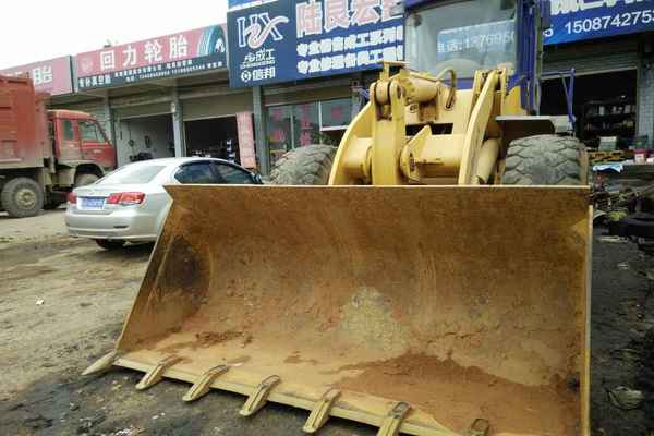 云南出售转让二手7800小时2008年龙工LG853装载机