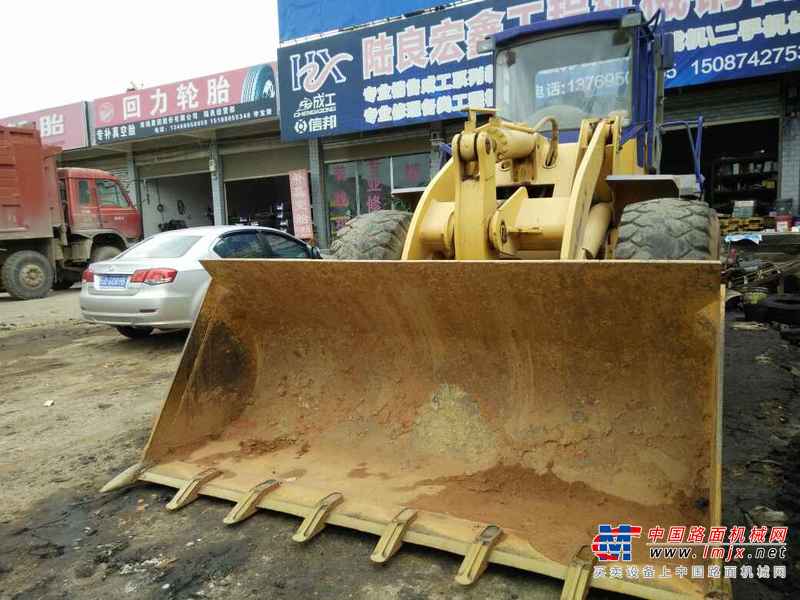 云南出售转让二手7800小时2008年龙工LG853装载机