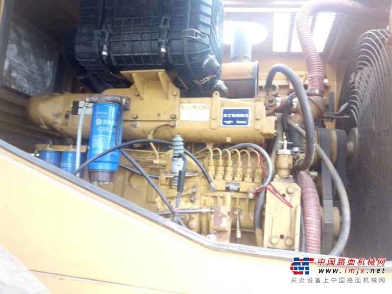 云南出售转让二手1547小时2015年龙工LG855D装载机