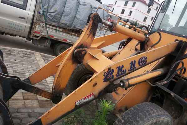 江西出售转让二手4600小时2010年华建ZL12装载机