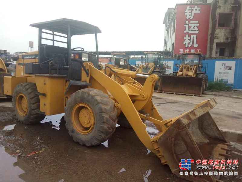 云南出售转让二手586小时2010年龙工LG816装载机