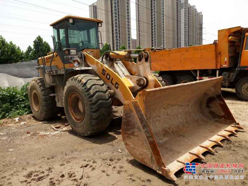 陕西出售转让二手5000小时2012年临工LG952装载机