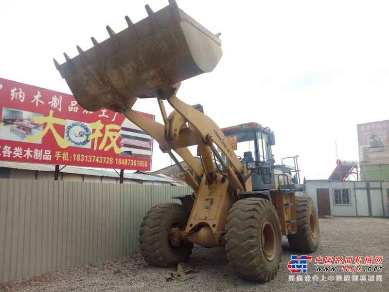 云南出售转让二手4406小时2014年龙工LG855D装载机