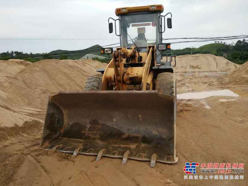 江西出售转让二手6858小时2010年龙工LG833B装载机