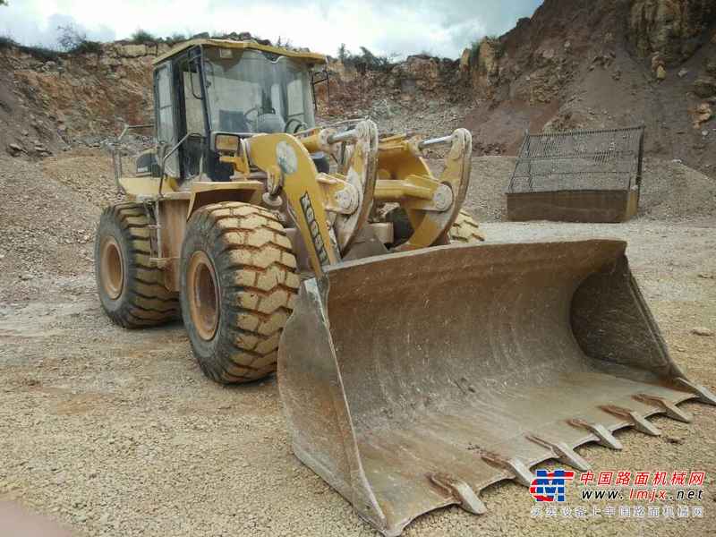 云南出售转让二手8000小时2009年厦工XG951III装载机