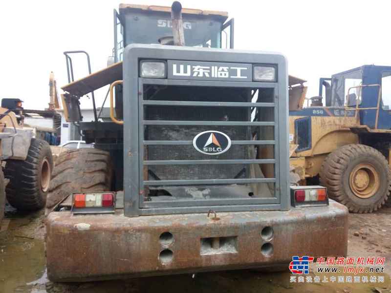 云南出售转让二手4000小时2014年临工LG953N装载机
