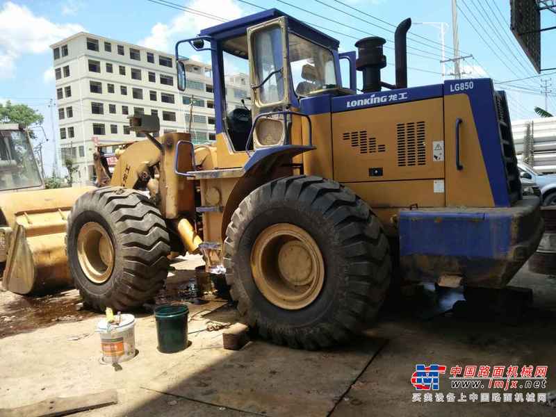 江西出售转让二手4368小时2009年龙工LG850装载机