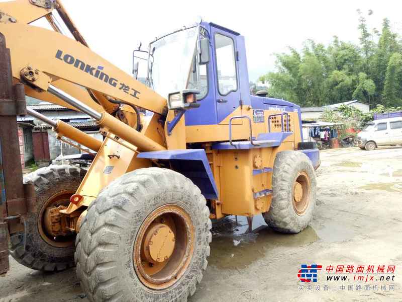 云南出售转让二手4438小时2009年龙工LG833装载机
