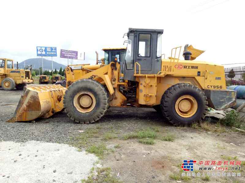云南出售转让二手2850小时2012年宜工CY956装载机