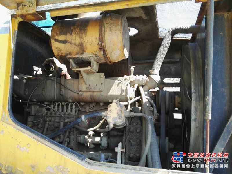 陕西出售转让二手6000小时2009年徐工LW541F装载机