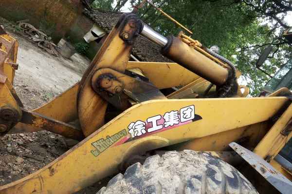 江西出售转让二手8000小时2009年徐工LW300F装载机