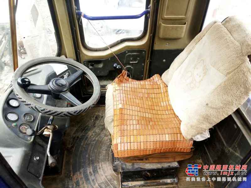 陕西出售转让二手5000小时2009年龙工LG833B装载机