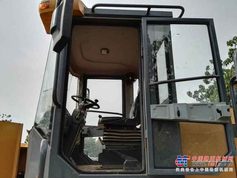 陕西出售转让二手1082小时2011年龙工LG855B装载机