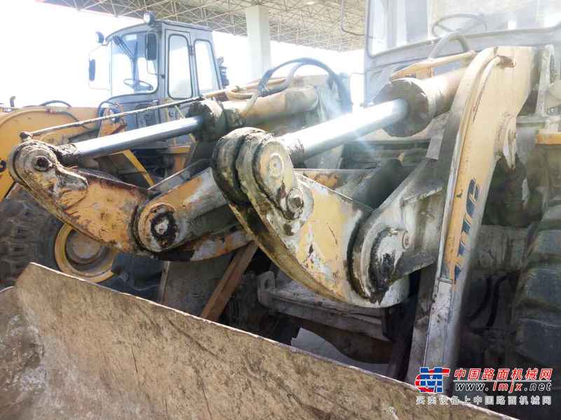 陕西出售转让二手8000小时2008年厦工XG951II装载机