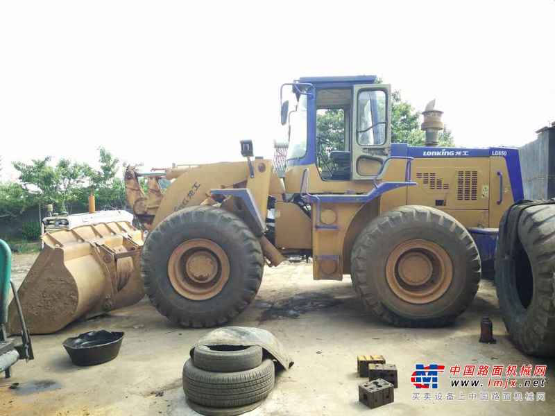 云南出售转让二手4600小时2008年龙工LG850装载机