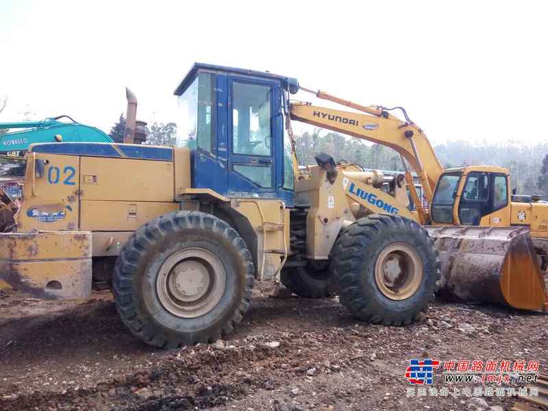 云南出售转让二手8000小时2009年柳工CLG855装载机