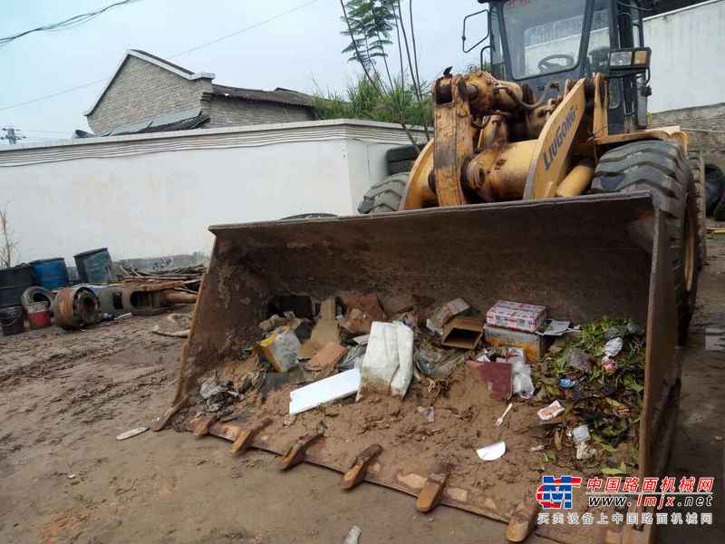云南出售转让二手6899小时2010年柳工CLG855装载机