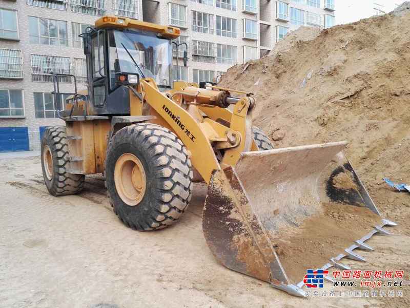 陕西出售转让二手3600小时2011年龙工LG855B装载机