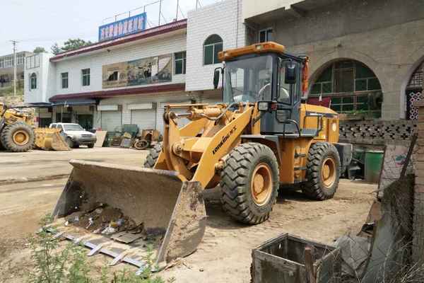 陕西出售转让二手1300小时2013年龙工LG833G装载机