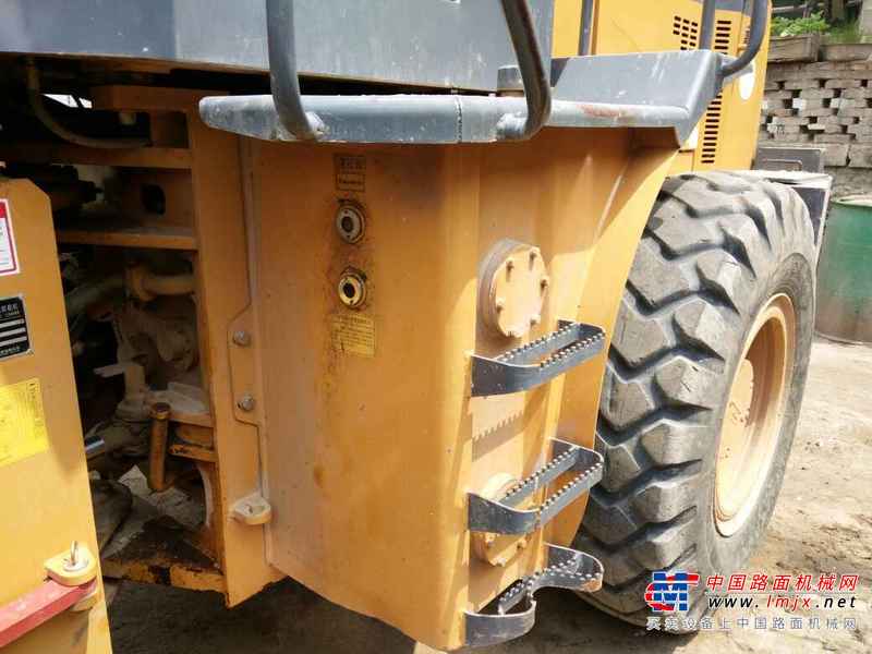 陕西出售转让二手1300小时2013年龙工LG833G装载机
