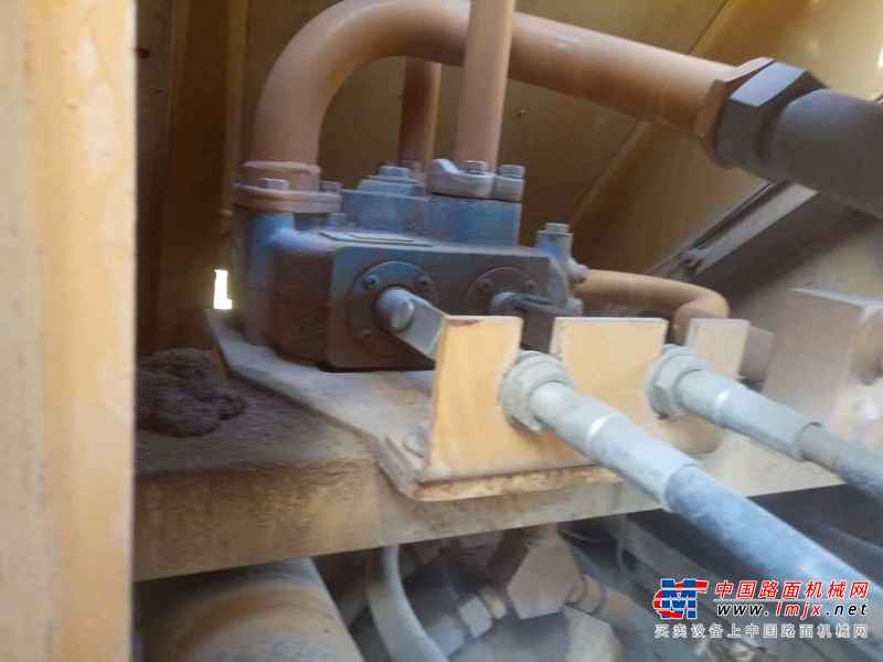 山西出售转让二手3400小时2011年龙工LG850D装载机