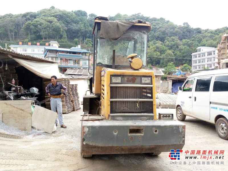 云南出售转让二手3450小时2011年华建928装载机