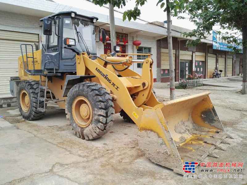 陕西出售转让二手500小时2015年龙工LG833装载机