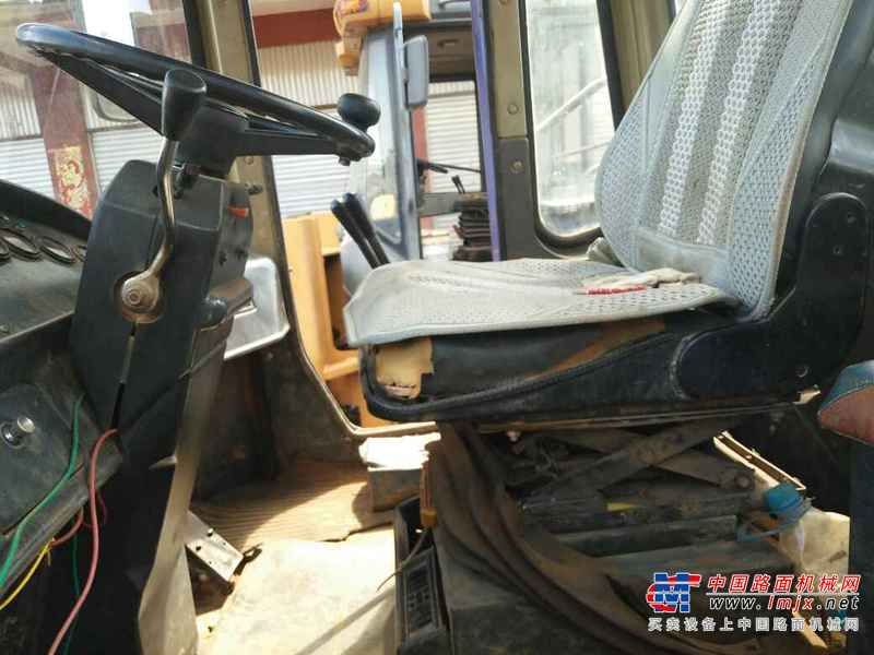 云南出售转让二手6800小时2008年龙工LG850装载机